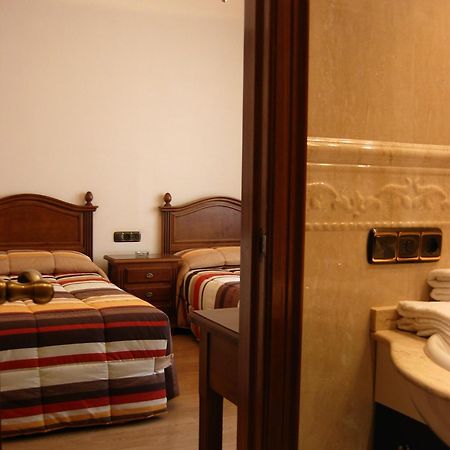 Hostal Granada Salamanca Kültér fotó